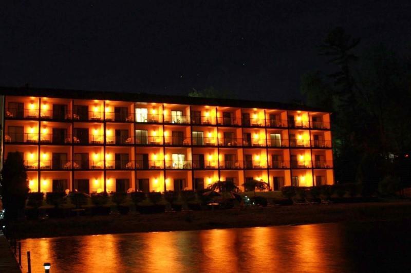 Beachfront Hotel Houghton Lake Zewnętrze zdjęcie