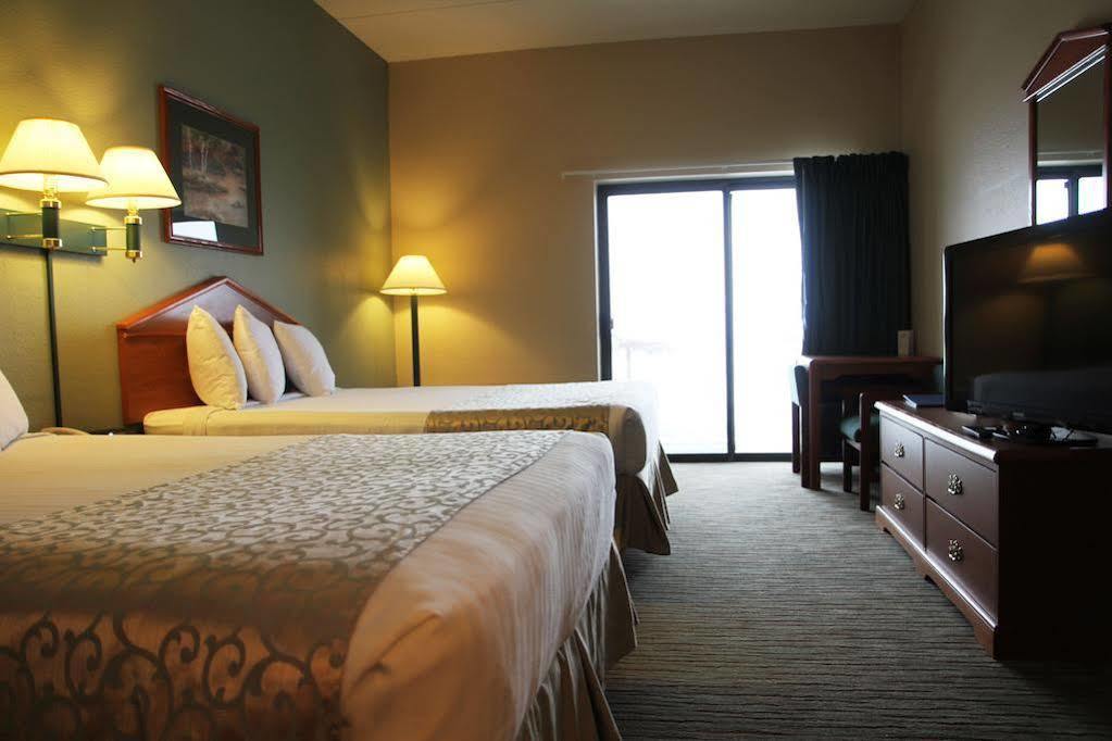 Beachfront Hotel Houghton Lake Zewnętrze zdjęcie